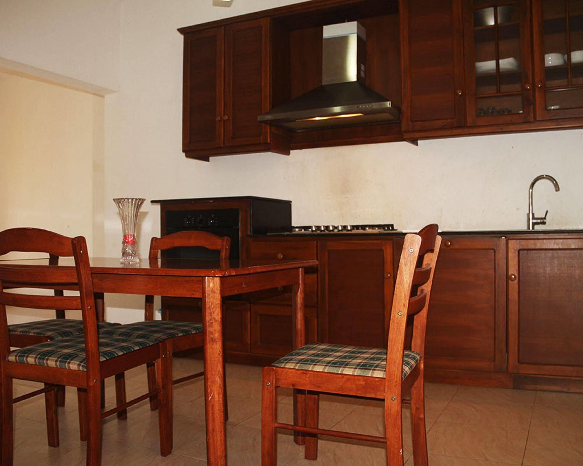 Hotel Red Rose Negombo Exteriér fotografie